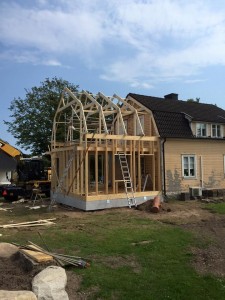 Litet hus ska bli stort, vackert och modernt.